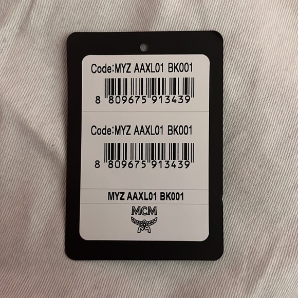 MCM Visetos Pouch - Picture 6 of 7